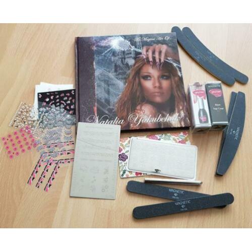 te koop: set nagel spullen Magnetic, gelpolish, acryl brush