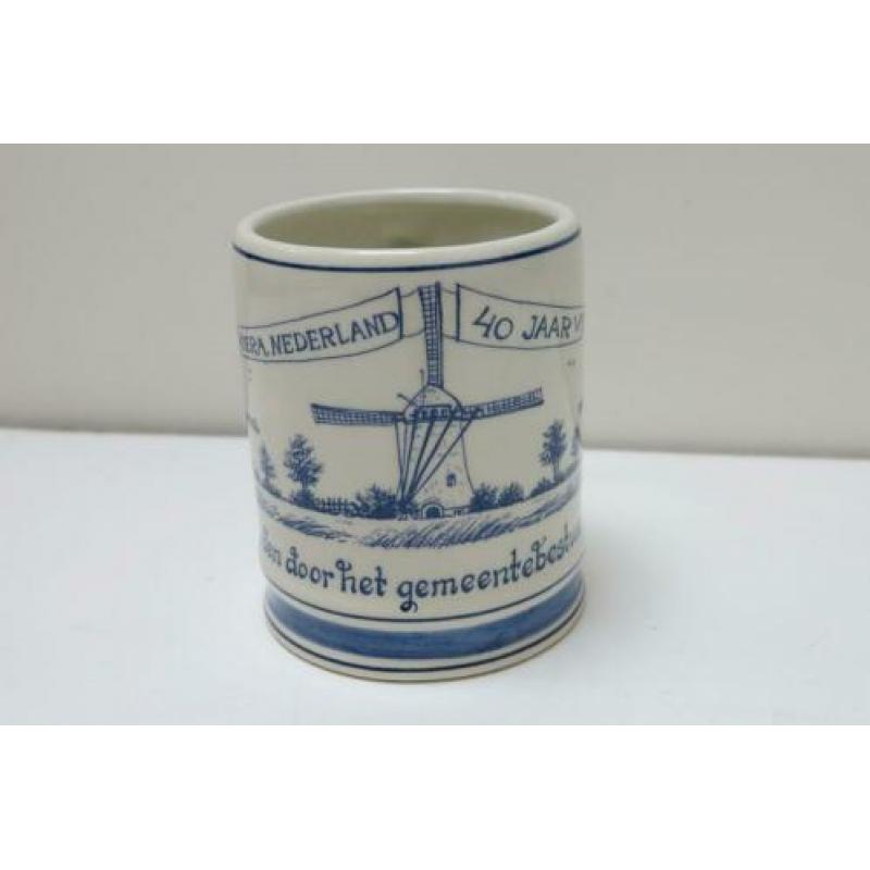Bierpul Delfts blauw, Nederland 40 jaar vrij 1985