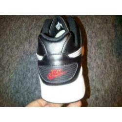 Air max nieuw leather maat 45.5