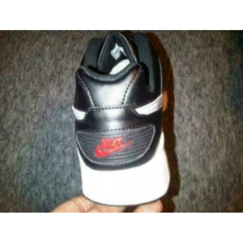 Air max nieuw leather maat 45.5
