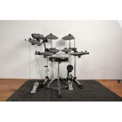 Yamaha DTX500 drumset