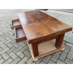 Salontafel met laden