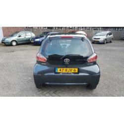 Toyota Aygo 1.0-12V Now - 5 Deurs - Airco - Elect. pakket