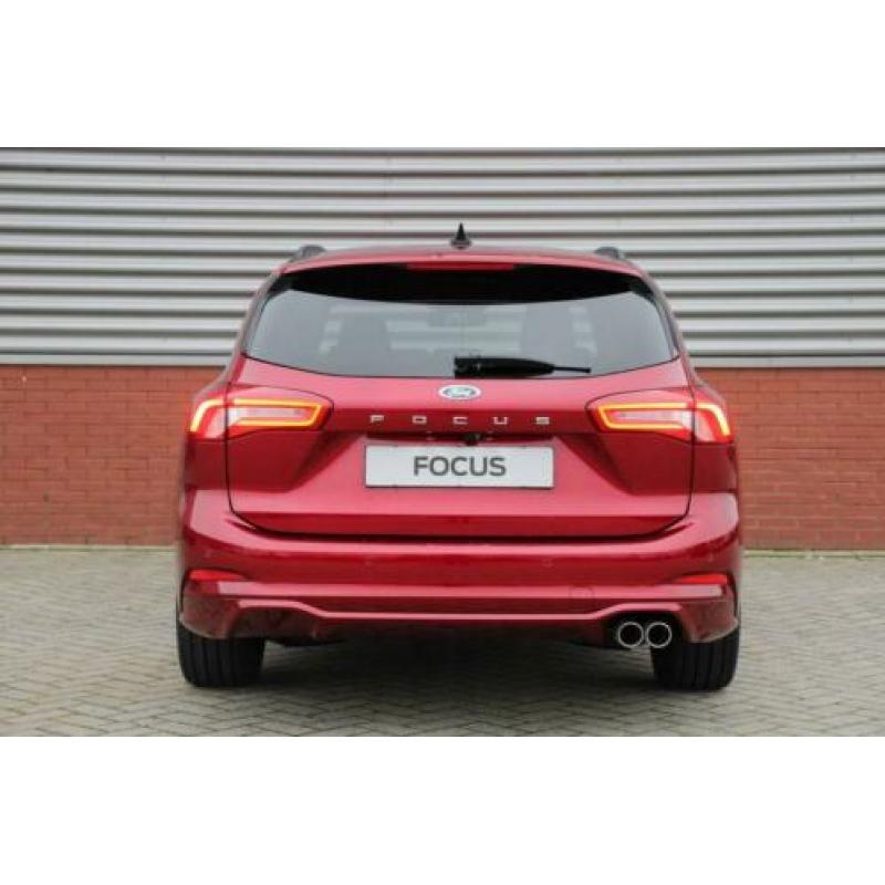 Ford Focus Wagon 1.0 EcoBoost ST Line Business 125 PK Design