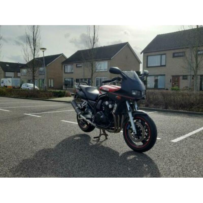 Yamaha fazer 2001