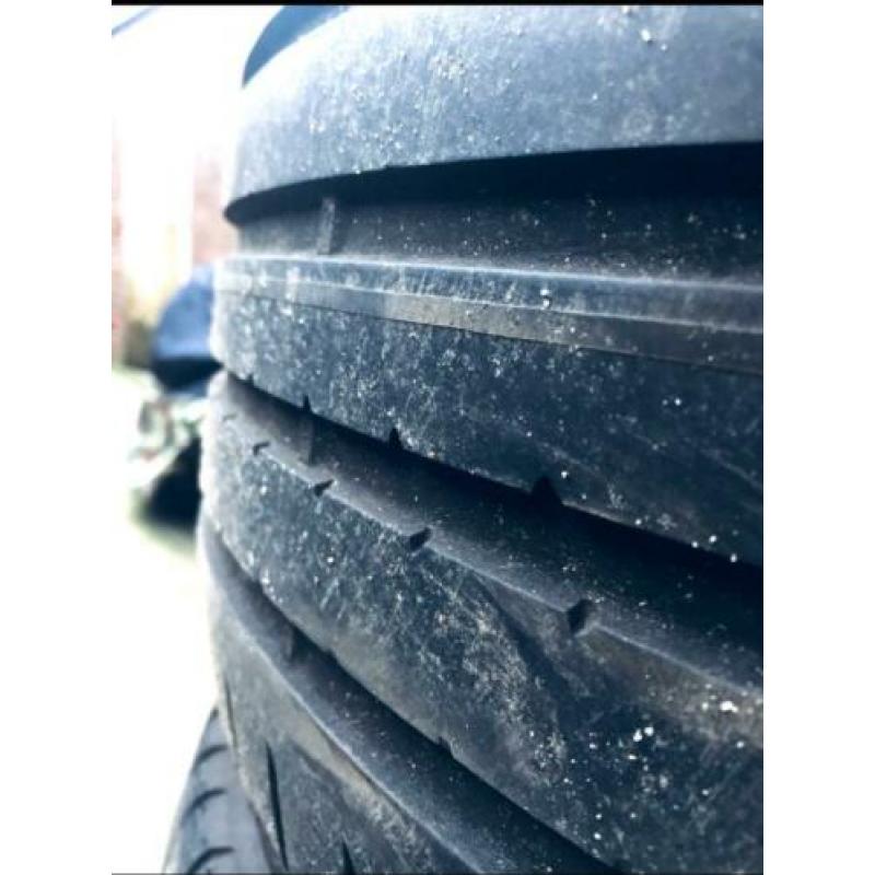 Autobanden: 4x Goodyear Eagle F1 225/45R17 94Y