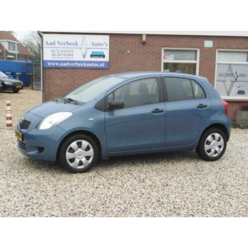 Toyota Yaris 1.3 VVTi Cool