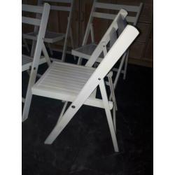 Klapstoelen wit, z.g.a.n 6 stuks met nieuwe zitkussens !!!