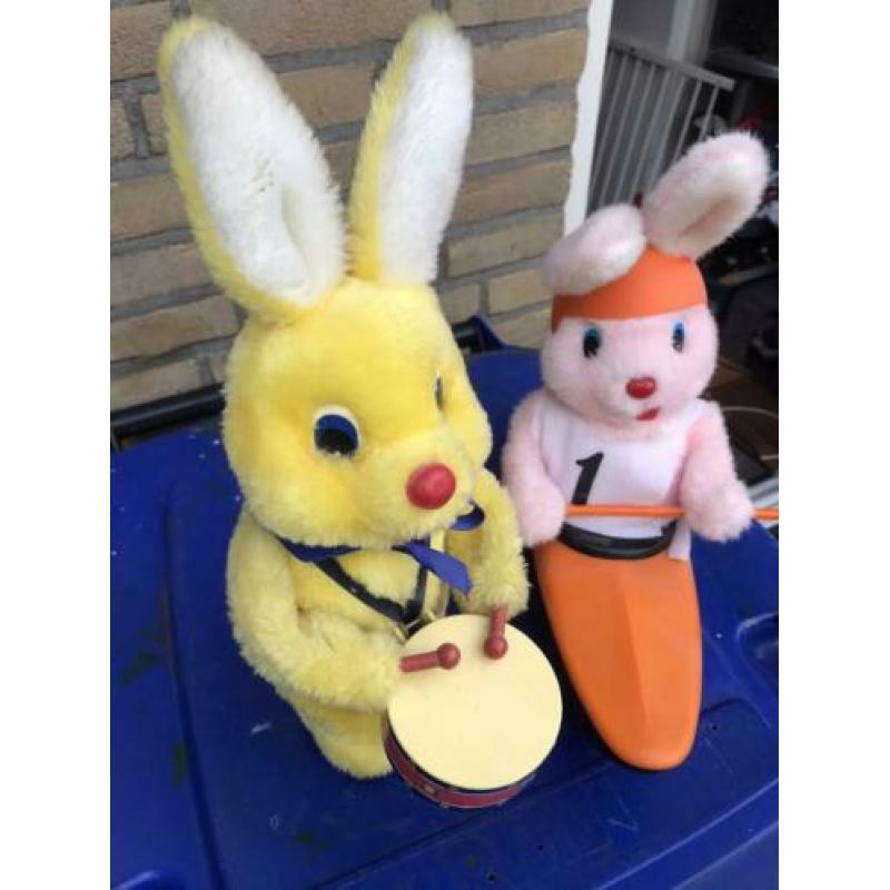 Duracell konijnen. Trommelaar en kanoër