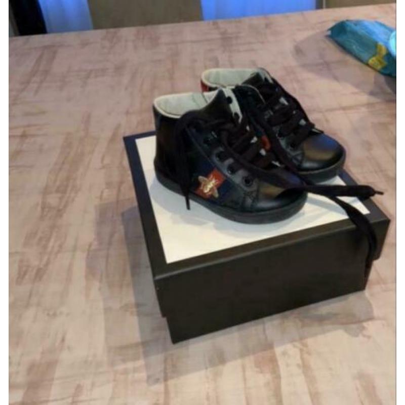 Gucci schoenen sneakers gympen jongens maat 24 zwart