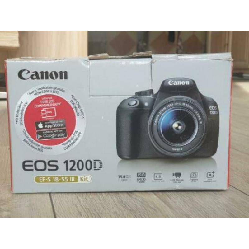 Canon 1200d spiegelreflex camera body met 17-55mm lens set