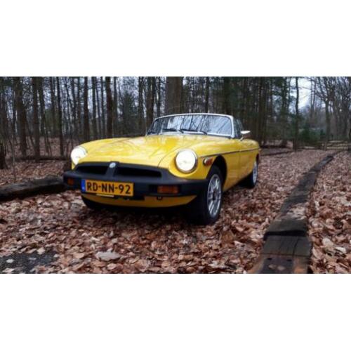Stoere MGB cabrio MG cabriolet huren