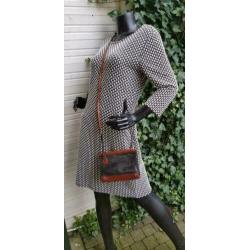E362 CREATION GABRIELLE zwart en bruin lederen schoudertas