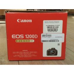 Canon 1200d spiegelreflex camera body met 17-55mm lens set