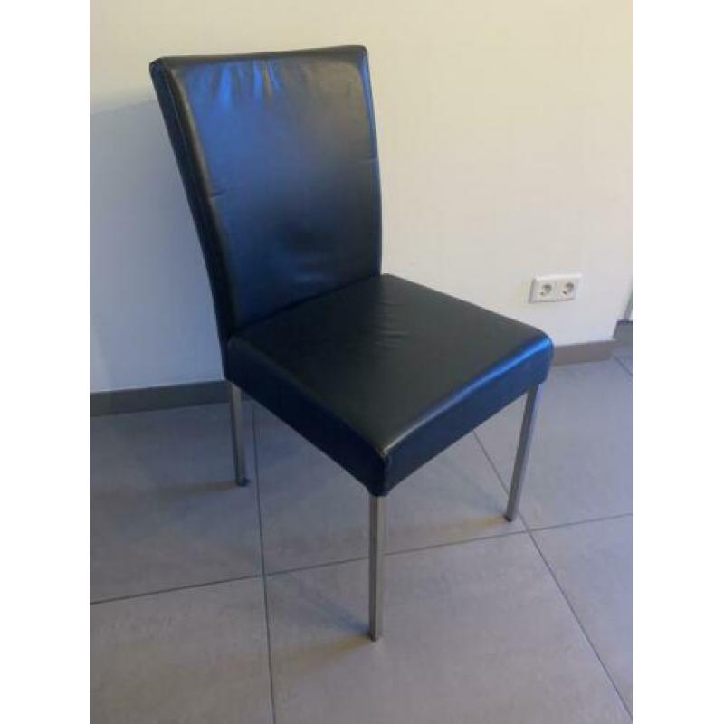 4 Lederen eetkamerstoelen