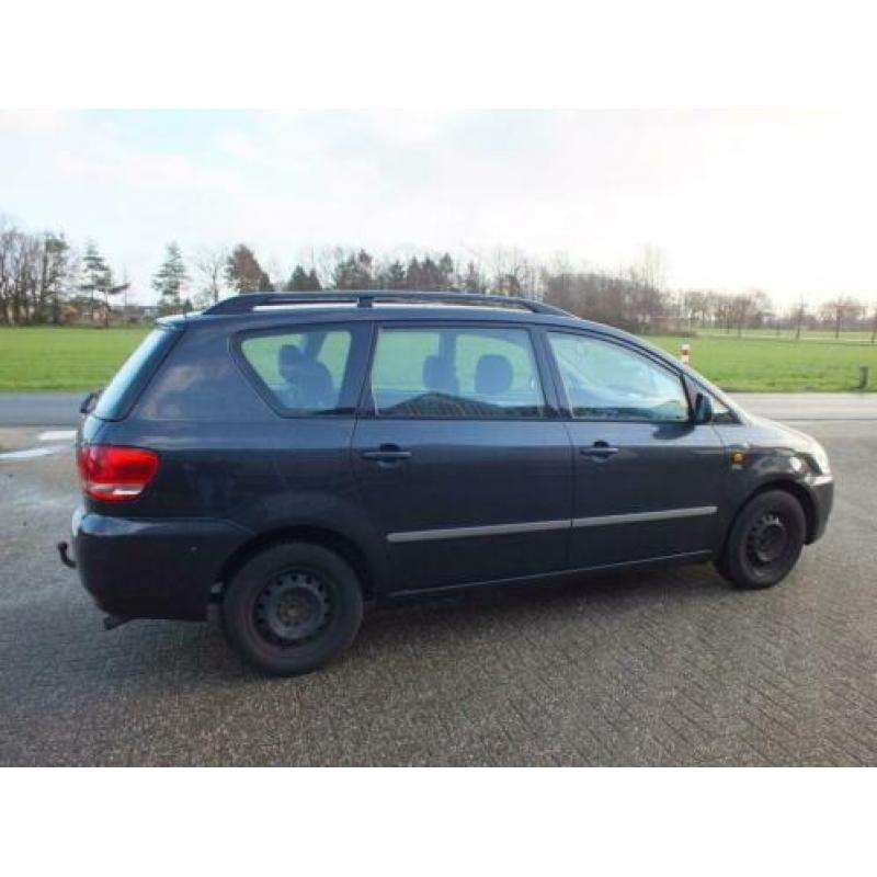 Toyota Avensis Verso 2.0 D4-D L.Luna 2003 Airco EL Pakket