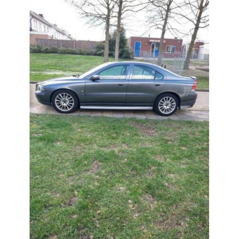 Volvo S60 2.0 T momentum sports! 2004 Grijs
