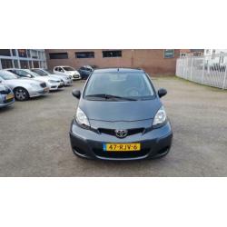 Toyota Aygo 1.0-12V Now - 5 Deurs - Airco - Elect. pakket