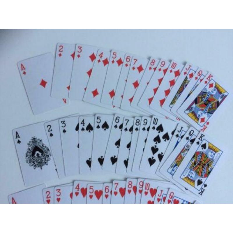 kaartspel / speelkaarten (9x) - nieuw in folie