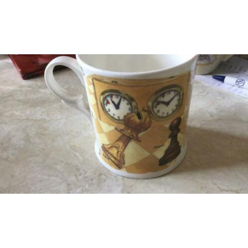 Schaak beker bone China
