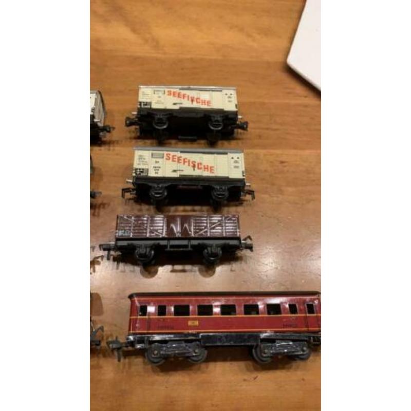 Oude fleischmann wagons en toebehoren