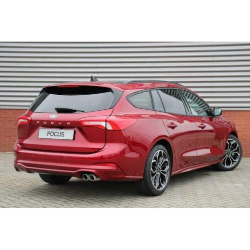 Ford Focus Wagon 1.0 EcoBoost ST Line Business 125 PK Design