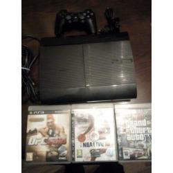 PlayStation 3 met 3 spellen en controler