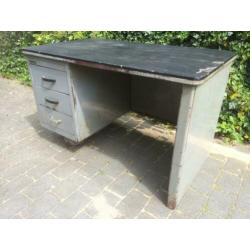 Vintage bureau staal