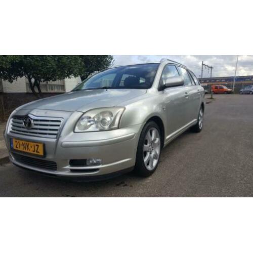 Toyota Avensis Wagon 2.0 VVTi Executive