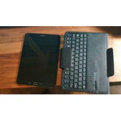 Samsung Galaxy Tab S2 WiFi met toetsenbord