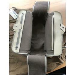 Golden Goose bij Pauw tas model Equipage Nano Ivoor