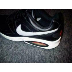 Air max nieuw leather maat 45.5