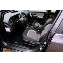 Kia Ceed 1.6 CRDI 5-Deurs Navi/Clima/A-Cam