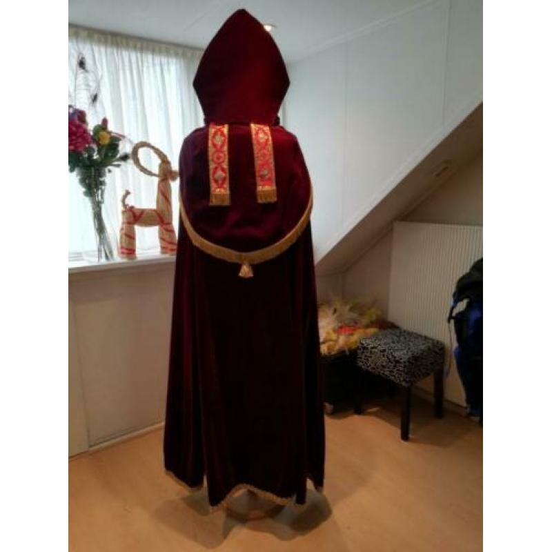 Prachtig Sinterklaaspak zwaar vloursstof,