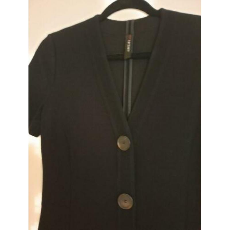 MARCCAIN jurk. Nieuw. N3. Zwart.