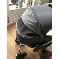 Zeer complete Maxi Cosi Nova Sparkling Grey