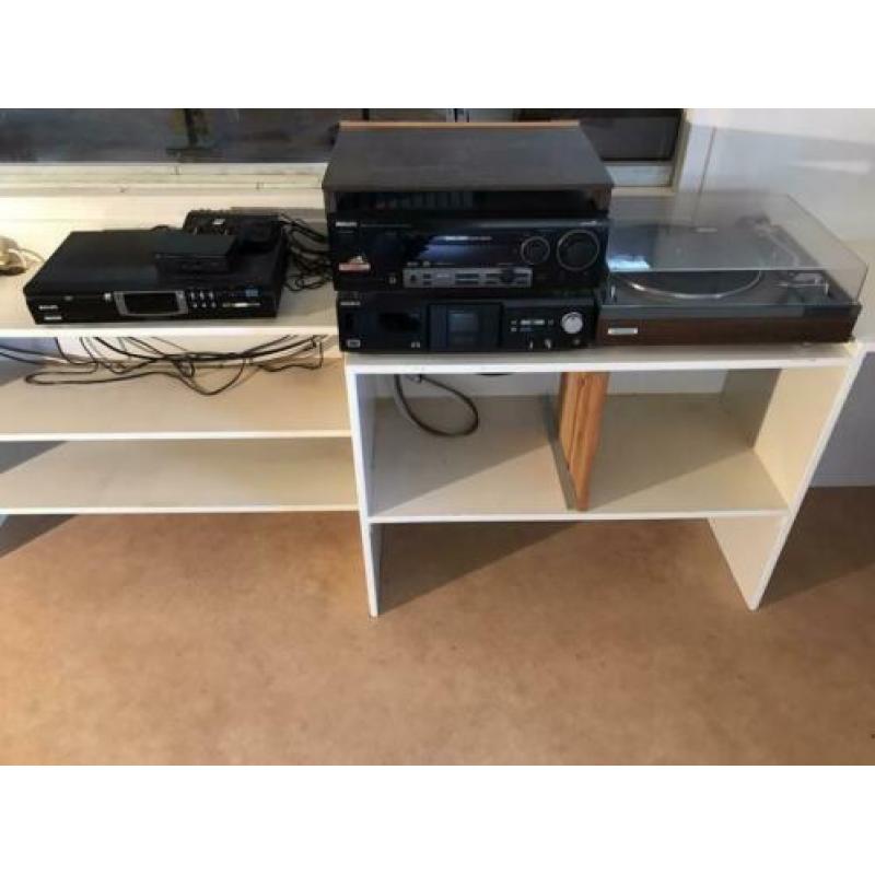 Stereo set met versterker,platenspeler