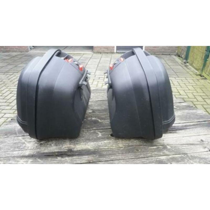 CBF600S KAPPA zij kofferset netjes, met sleutels