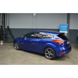 Ford Focus 1.0 ST-Line 125pk Cruise Control, Nieuwstaat Airc