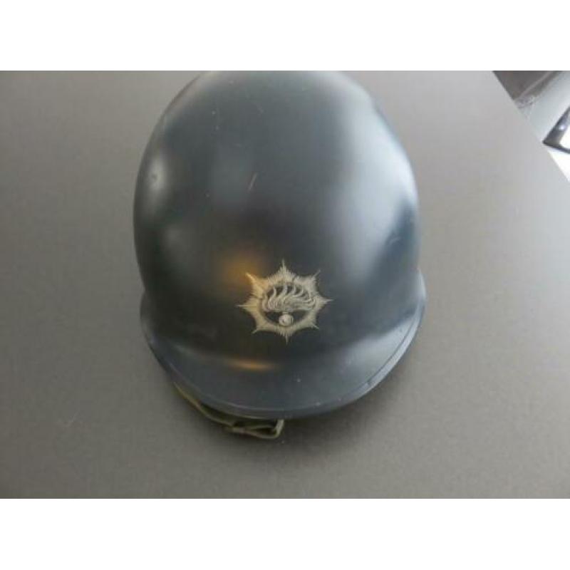 Metalen ME-helm Rijkspolitie