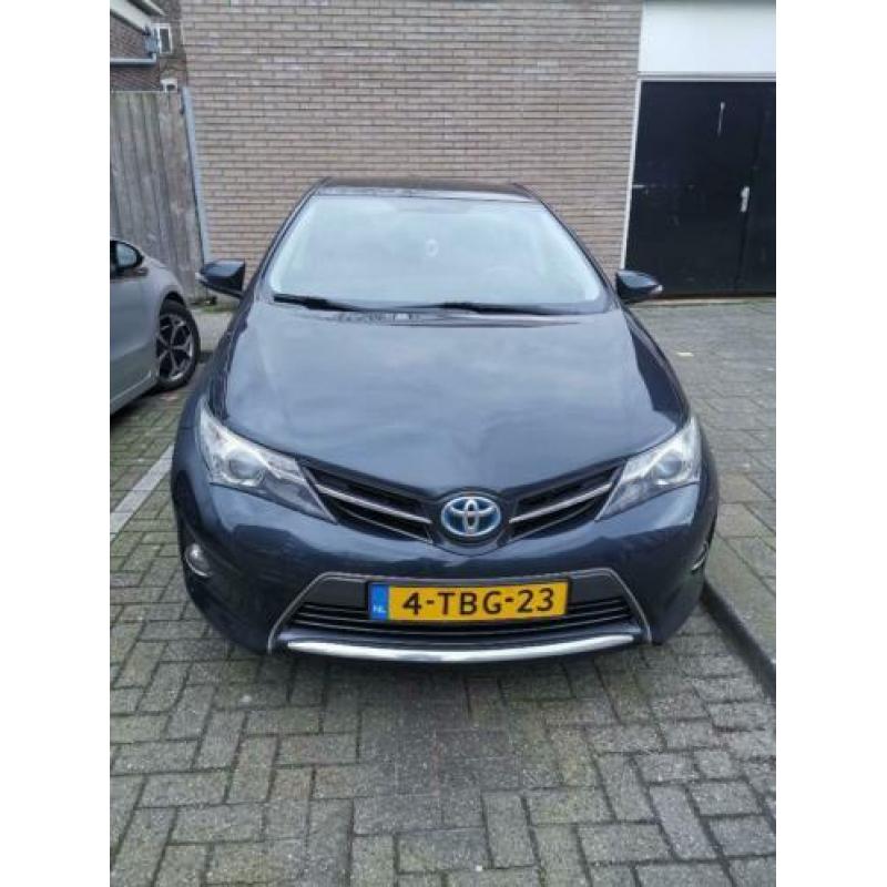 Toyota Auris 1.8 Hybrid 73KW 5D 2014 zwart
