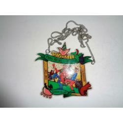 24 stuks Carnaval Medailles & 1 Carnavals Ketting,
