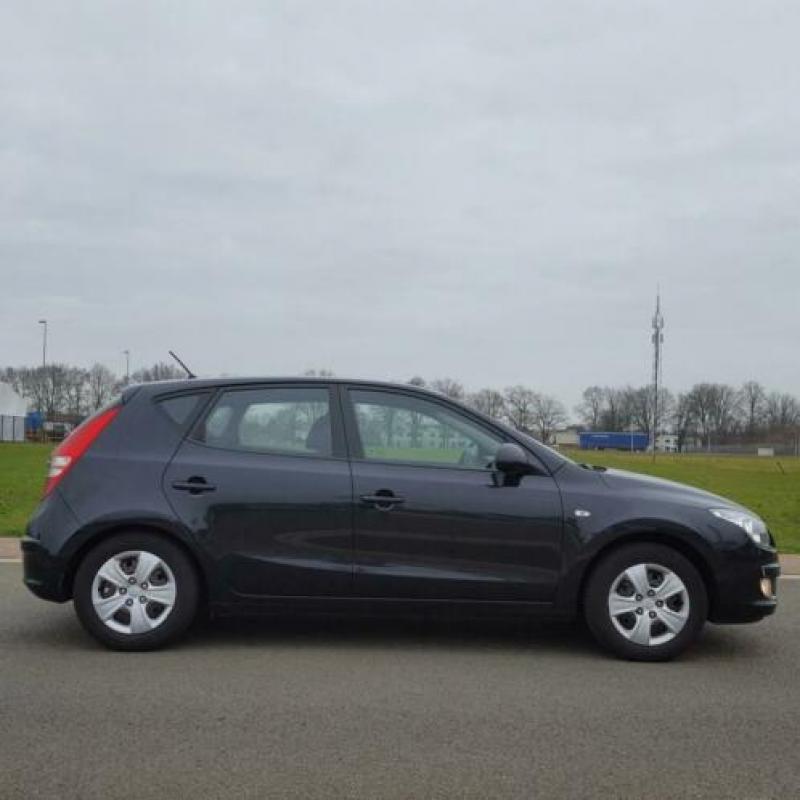 Hyundai I30 1.6I CVVT BLUE DYNAMICVERSION