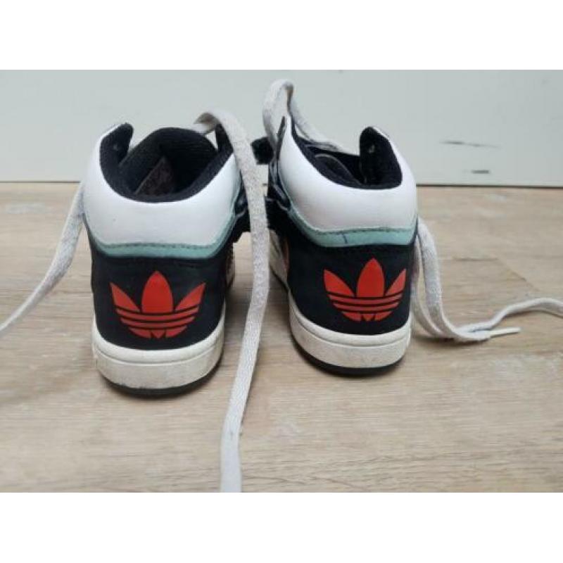 Schoenen Adidas maat 21