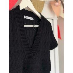 Zwarte ZARA crop top / T-shirt / bralette - mt. M