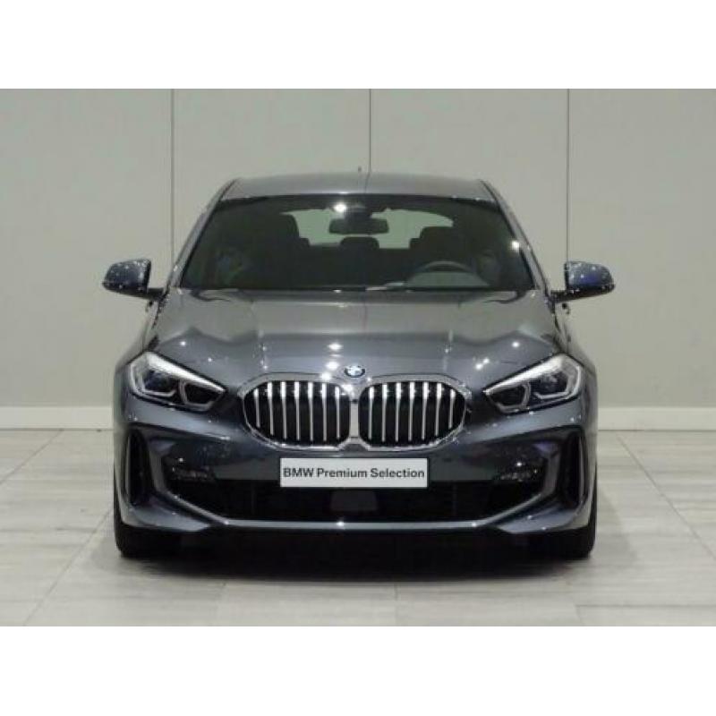 BMW 1 Serie 118i Executive M Sport Pakket Automaat 5 deurs /