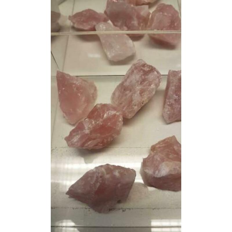 Roze kwarts rozenkwarts ruwe brokjes van Ruben Robijn NIEUW