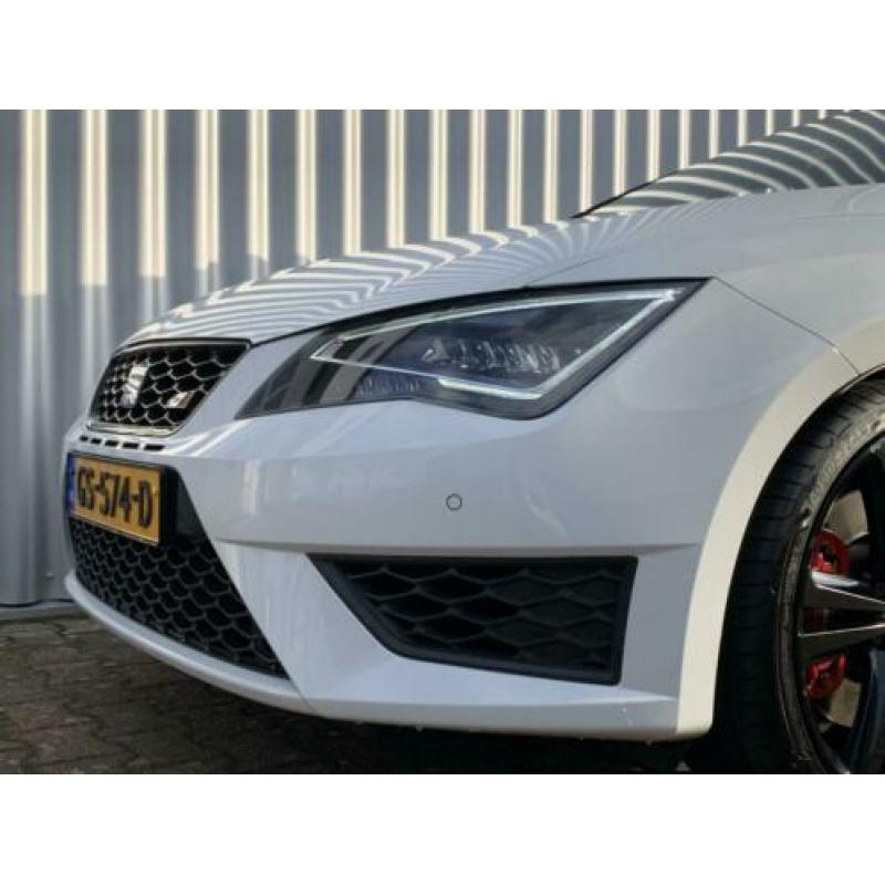 Seat Leon ST 2.0 TSI Cupra 280 | Panorama-Dak | Nav | Camera