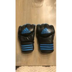 MMA boxing gloves adidas / bokshandschoenen