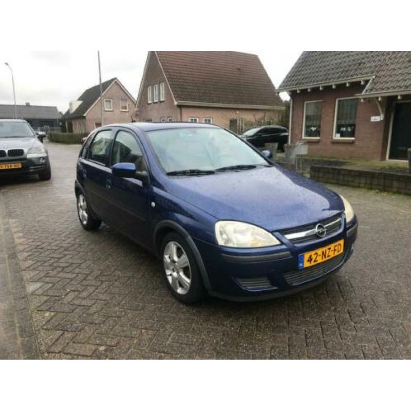 Opel Corsa 1.4-16V Essentia 5/deurs ,airco apk 2021